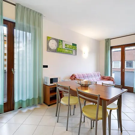 La Casetta 14 *